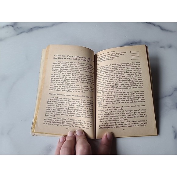 How to Get College Scholarships by Gene R. Hawes - pb - Picture 6 of 10